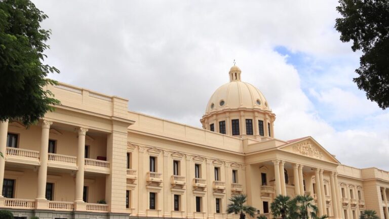 Presidente Abinader promulga Ley propuesta por Suprema Corte que habilita la justicia digital