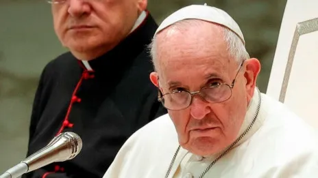 El papa Francisco no podrá viajar a Kiev o Moscú por su problema de rodilla