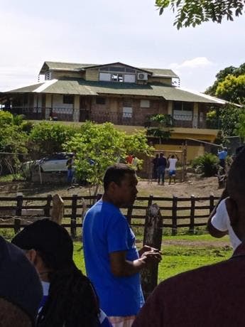Queman casas y sacan haitianos en comunidad de Puerto Plata tras homicidio de tío de Soto Jiménez