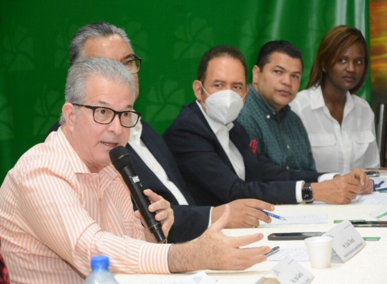 Luis Toral: Estamos trabajando para ganar las elecciones «en primera vuelta»