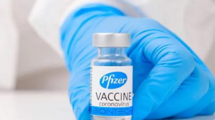 Pfizer prevé el regreso a la «vida normal» en «un año» gracias a las vacunas