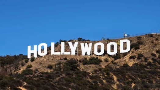 Hollywood sube 62 % a los sueldos de algunos empleados  para evitar la huelga