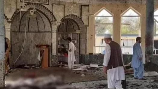 Suben a 60 los muertos del atentado contra mezquita chií en Afganistán