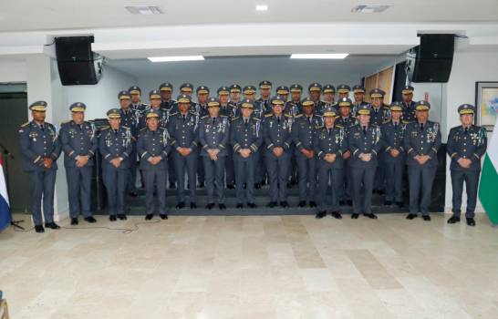Director de la Policía  baja“lineamientos” de trabajo a los generales