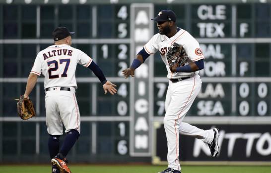 Astros de Houston triunfan y aseguran iniciar como locales