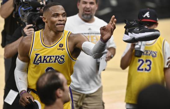 Westbrook seguirá con los Lakers, otra campaña de NBA