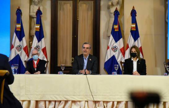 Presidente Luis Abinader afirma crisis de Haití es un tema que hay que llevarlo día a día