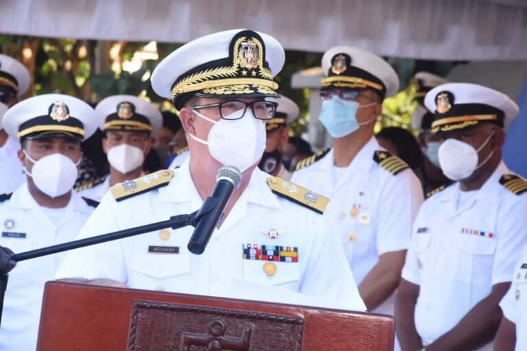 Tras agotar interesante agenda en el extranjero llega al país crucero de instrucción de la Armada Dominicana