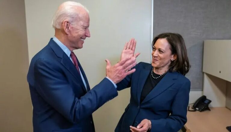 Biden traspasa poderes a Kamala Harris como presidenta temporal de Estados Unidos