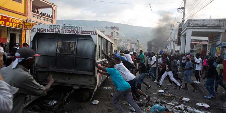 Estados Unidos advierte a sus ciudadanos sobre manifestaciones  de bandas delincuenciales en Haití