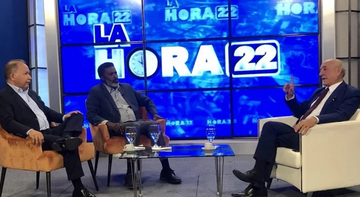 Exsenador azuano Rafael Calderón dice que Leonel Fernández tiene su corazón en el PLD