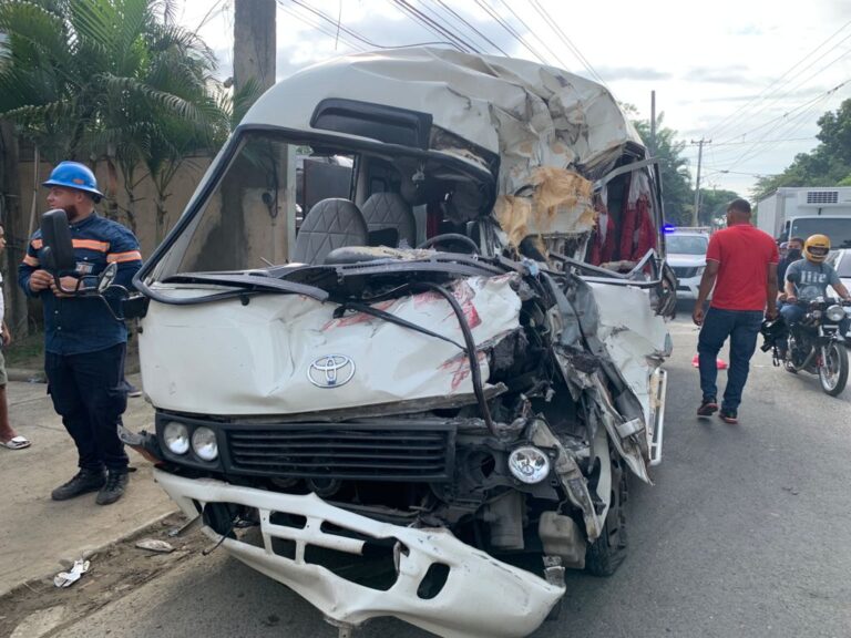 Director del Ney Arias revela accidentes de tránsito causan más muerte que el COVID-19 en RD
