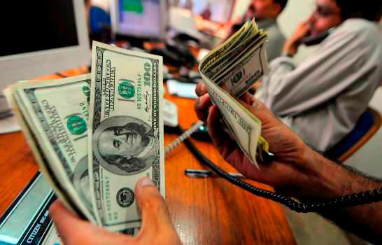 El dólar está incontenible, continúa subiendo en República Dominicana