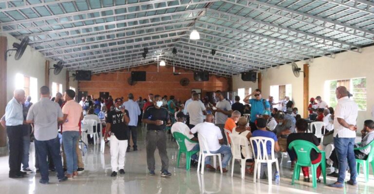PRM consulta las 3 circunscripciones del Distrito Nacional; participan más de 450 organizaciones sociales