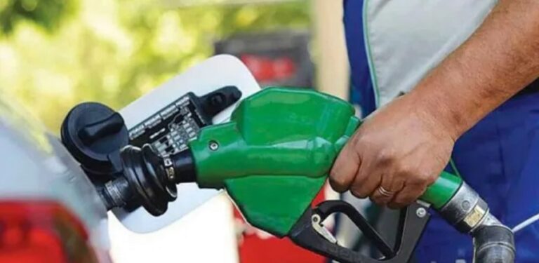 Precios de los combustibles se mantienen sin variación por otra semana más