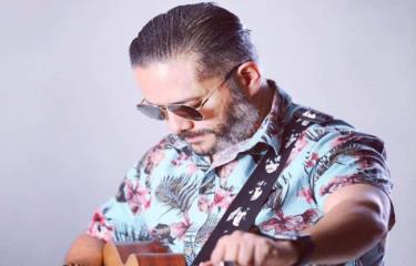 Pavel Núñez denuncia robo de equipos de músico Luis Payán