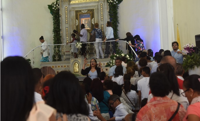 Católicos celebran hoy el Día de La Altagracia con misas en Basílica