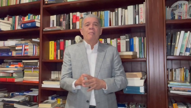 Carlos Amarante Baret desiste de sus aspiraciones presidenciales en el PLD