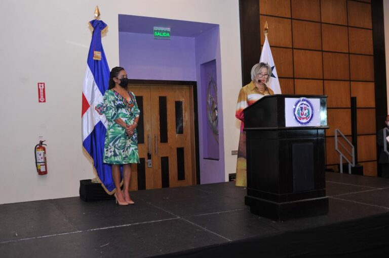 Embajadora en Panamá destaca esfuerzo presidente Abinader en recuperar economía tras impacto de pandemia