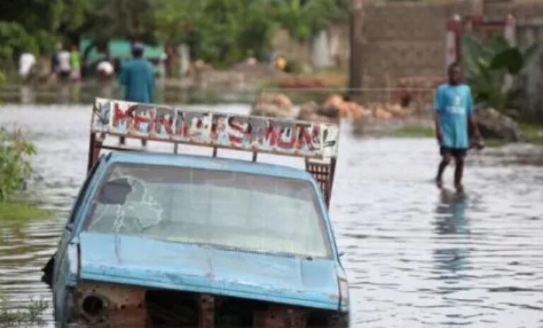 Tres muertos, un desaparecido y 2,500 viviendas inundadas en Haití