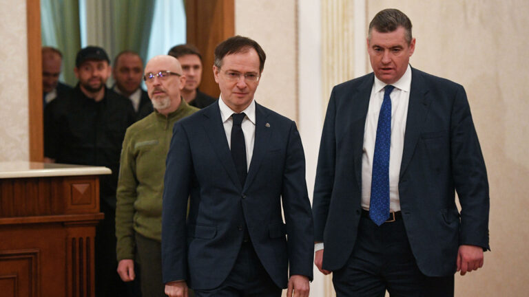 Concluye sin acuerdo la primera ronda de negociaciones entre Rusia y Ucrania