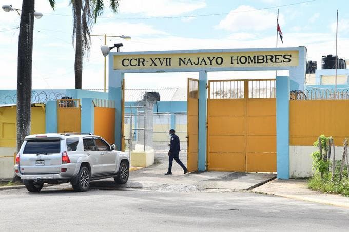 Autoridades penitenciarias realizan requisa en centro de corrección de Najayo