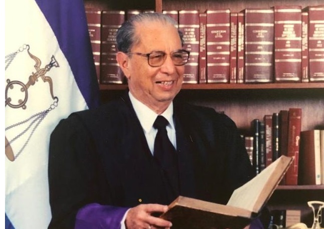 Fallece Hugo Álvarez Valencia, expresidente de la JCE y juez de la Suprema Corte de Justicia