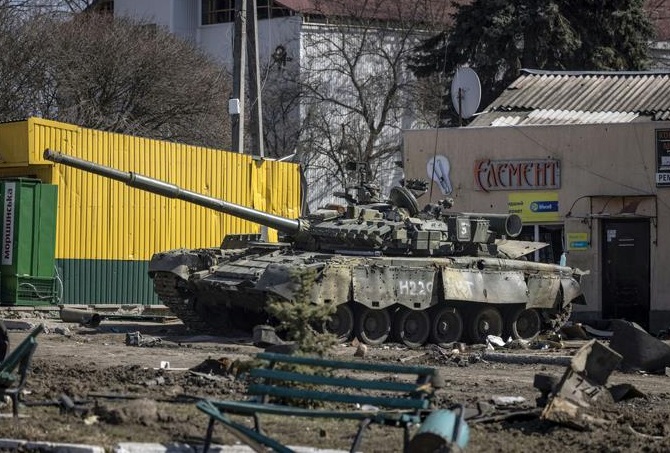 Rusia anuncia que reduce de manera «radical» actividad militar cerca de Kiev y Chernígov en Ucrania