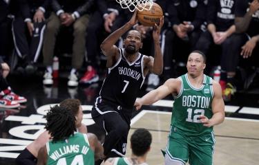 Nets de Durant caen ante Boston y están al borde de la eliminación