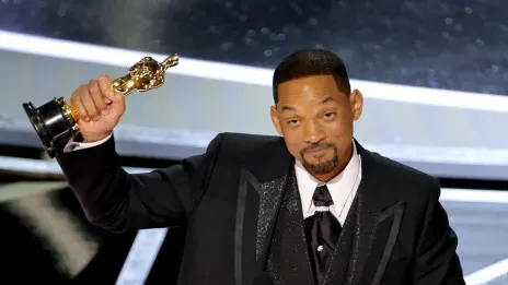 Will Smith renuncia a la Academia de Cine tras agredir a Chris Rock en los Oscar