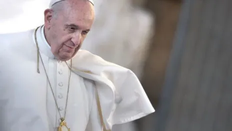 El papa Francisco vuelve a suspender su agenda por el dolor en la rodilla