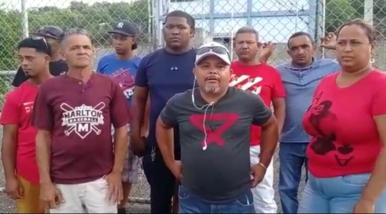 Dirigentes del PRM protestan en La Vega en demanda de empleos