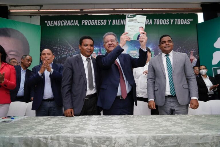 Leonel Fernández: “Quieren manipular diciendo que no hay independencia del Ministerio Público”
