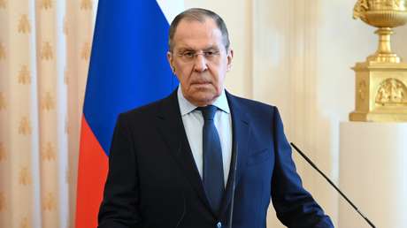 Lavrov: Occidente ha declarado una «guerra total» al mundo ruso