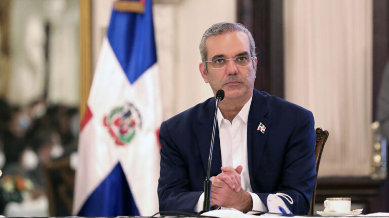 Luis Abinader, el presidente mejor valorado de América Latina