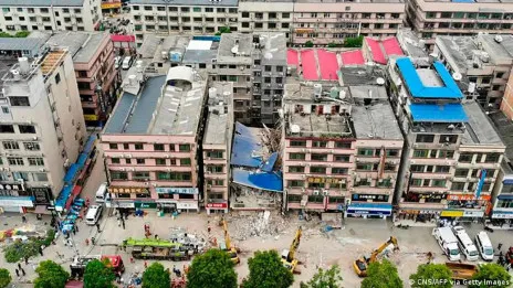 Decenas de desaparecidos tras derrumbe de edificio en ciudad central china