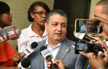 Diputado Gustavo Sánchez: “Desesperanza y frustración obliga a jóvenes emigrar a Guatemala”