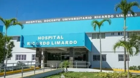Recluso herido y custodiado por policías se fuga de hospital de Puerto Plata