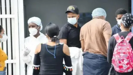 Autoridades de Salud continúan cierre de unidades COVID tras baja incidencia del virus
