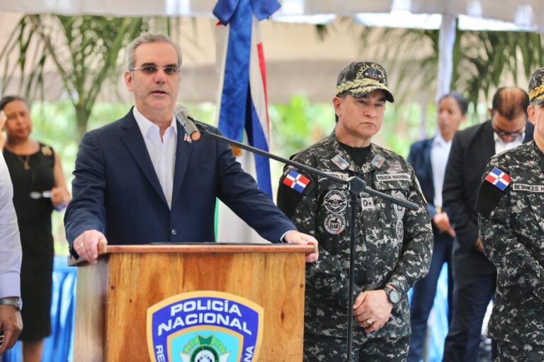 Presidente Abinader anuncia remodelación en instalaciones del Centro de Operaciones Especiales PN