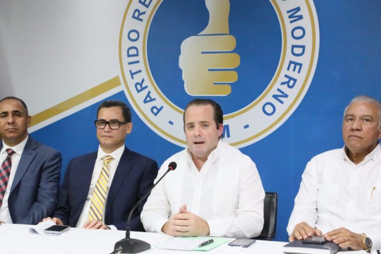 PRM designa a Eddy Olivares como coordinador de la presidencia del partido y a Sigmund Freud delegado político ante la JCE