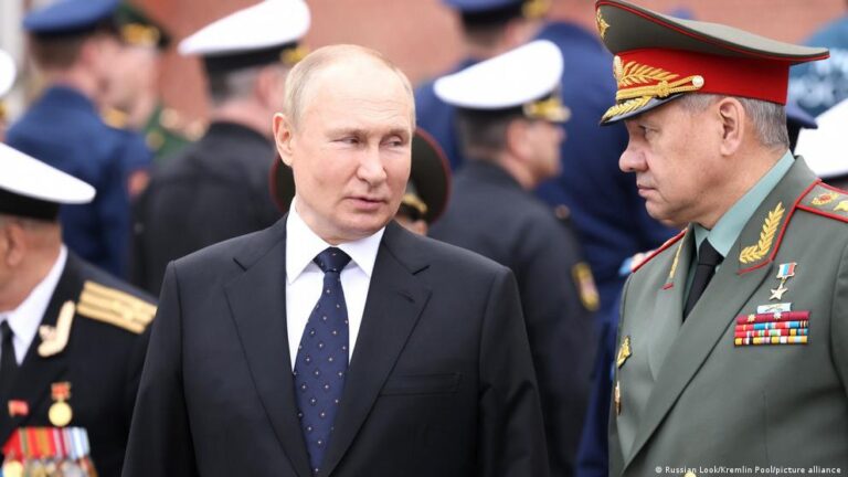 Putin: Si Occidente quiere derrotar a Rusia, «que lo intente»
