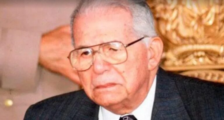 Hoy se cumplen veinte años del fallecimiento del expresidente Joaquín Balaguer