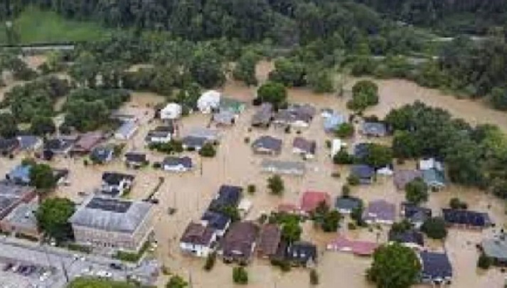 Se eleva a 25 la cifra de fallecidos por las inundaciones en Kentucky