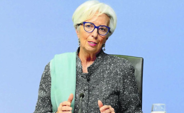 Lagarde alerta subida en presión sobre precios en economía que se frena