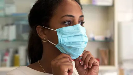 Debido a la llegada del polvo del Desierto del Sahara, Salud Pública llama a usar mascarillas