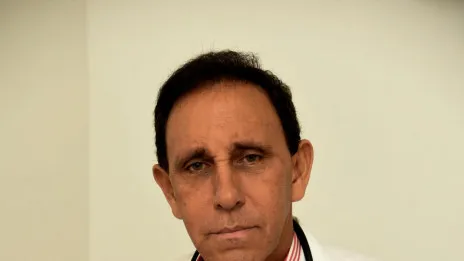Doctor Cruz Jiminián está en reposo por «alteraciones cardíacas» causadas por secuelas COVID