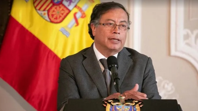 Petro pide una reunión urgente de la OEA ante intento de «golpe» en Brasil