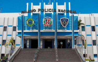 Jefatura de la Policía Nacional suspende dos agentes por negligencia ante caso de violencia