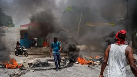 Por incremento de violencia en Haití ONU ordena retirar a sus trabajadores no esenciales